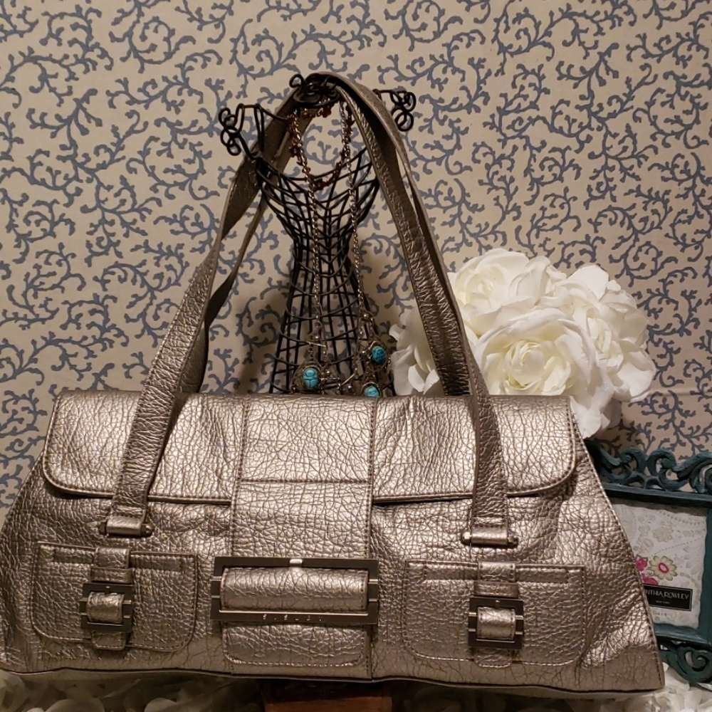SISLEY SILVER VEGAN LEATHER SHOULDER BAG